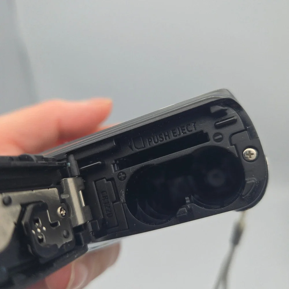 Canon PowerShot A480 Digital Camera Black Glitchy Zoom‎ Lens May Need Repair